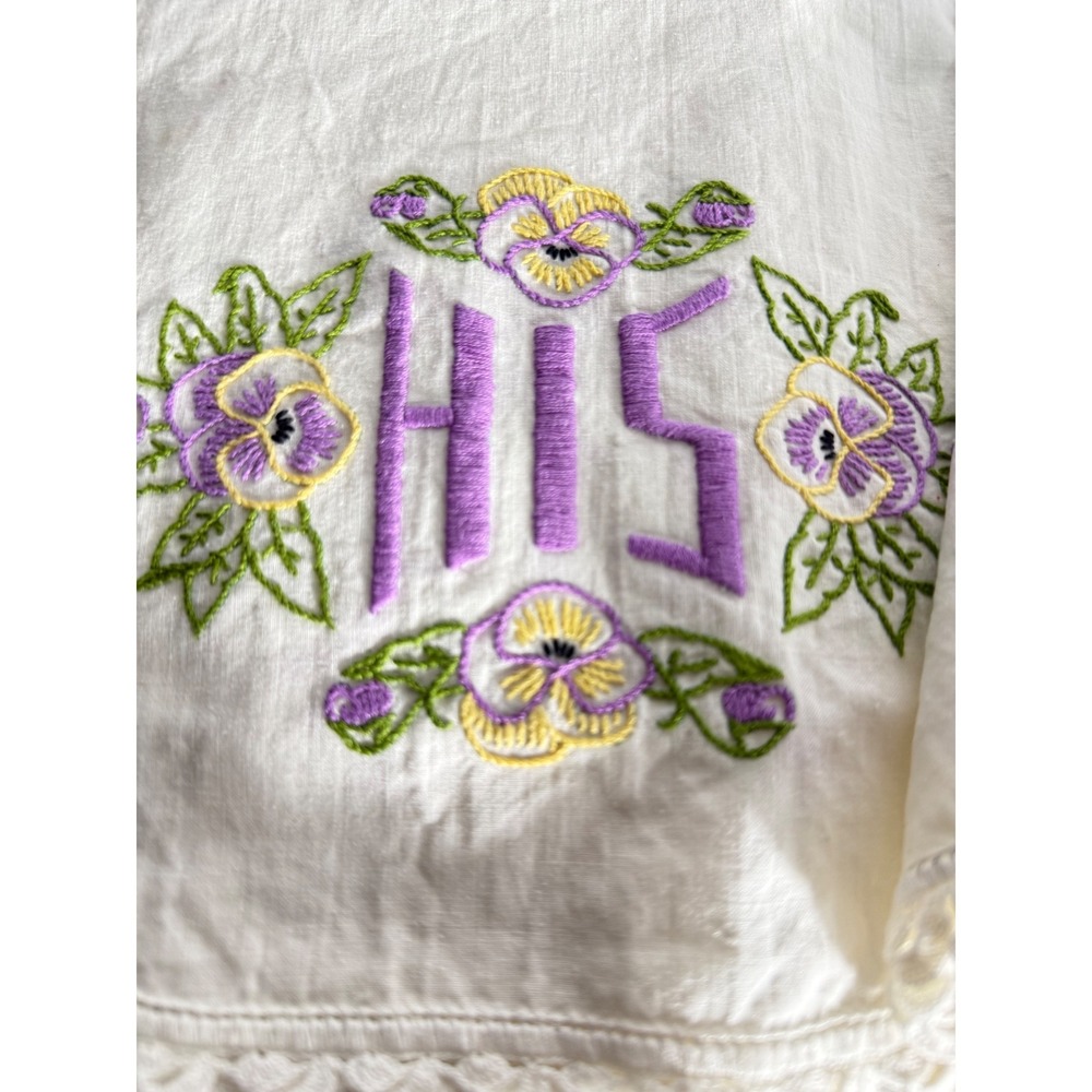 Vintage His and Hers Pillowcase Set Embroidered Floral Pansy Crochet‎ Trim White - Picture 2 of 9